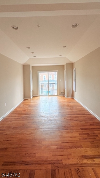 314 Centre Street, Unit 1 Elizabeth, NJ 07202 - Photo 2 of 8
