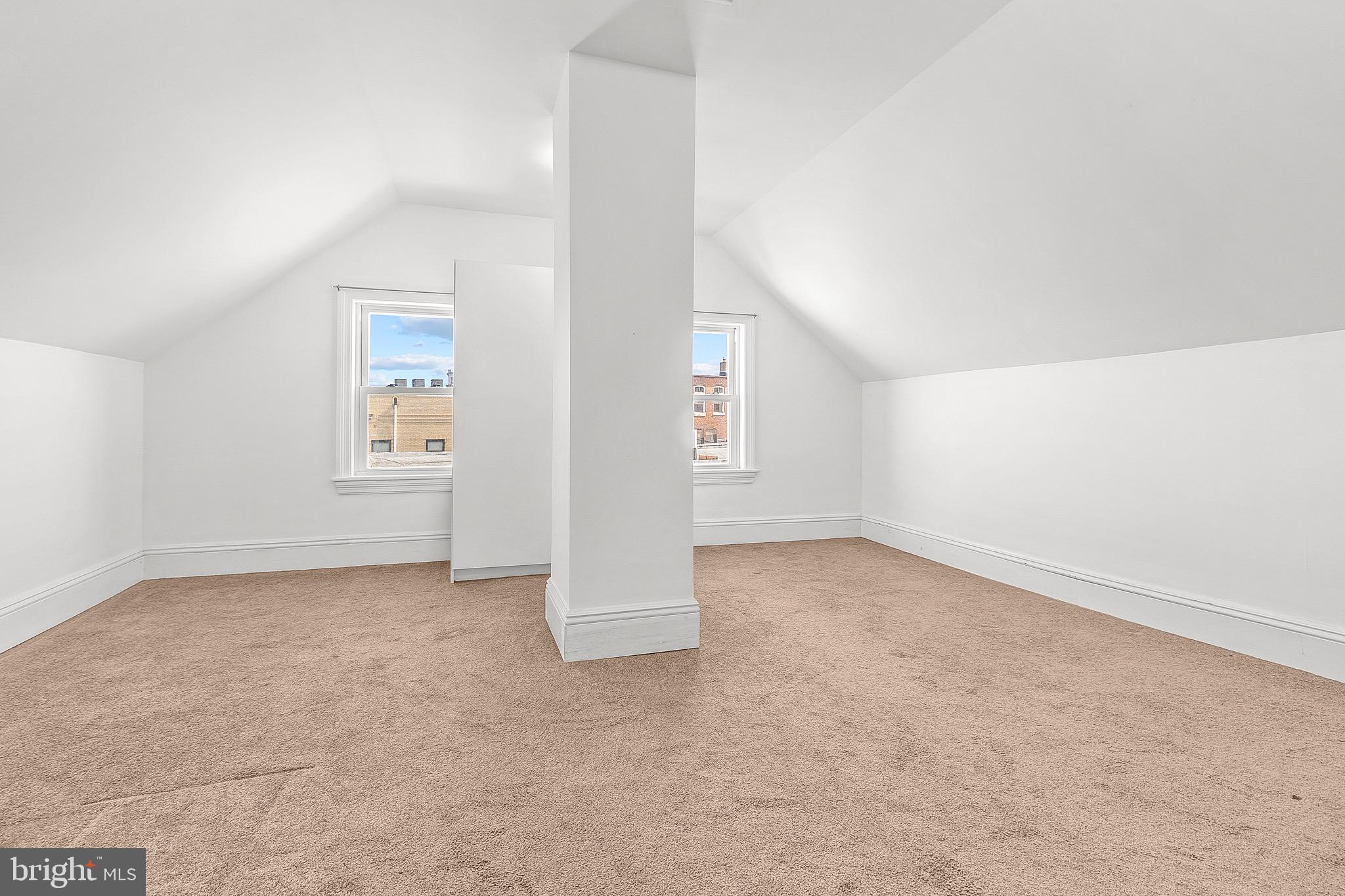 117 South Pavilion Avenue Riverside, NJ 08075 - Photo 22 of 38 an empty room with windows