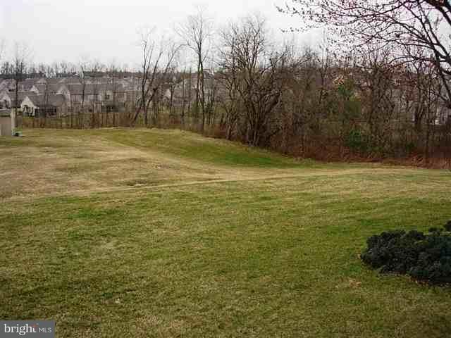 2069 E Raleigh Road Hummelstown, PA 17036 - Photo 3 of 12 Gallery Image 3