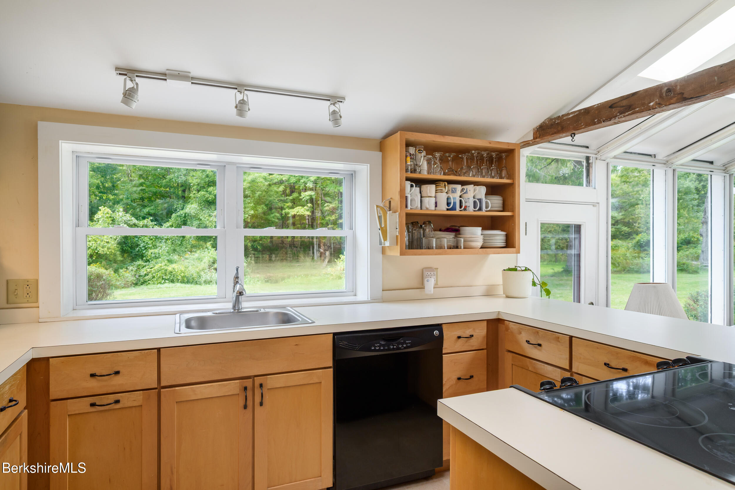 523 Hancock Road Williamstown, MA 01267 - Photo 34 of 52 Kitchen