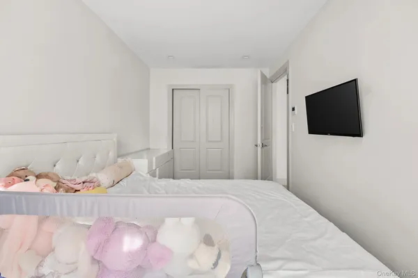 $788,000 | 41-62 Bowne Street, Unit 5A | Flushing