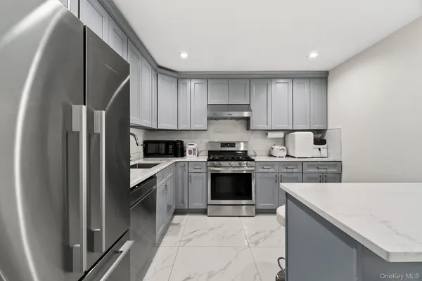 $788,000 | 41-62 Bowne Street, Unit 5A | Flushing