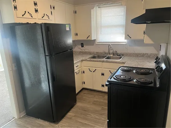 $155,000 | 103-105 North Mitchell Street, Warrensburg, MO 64093