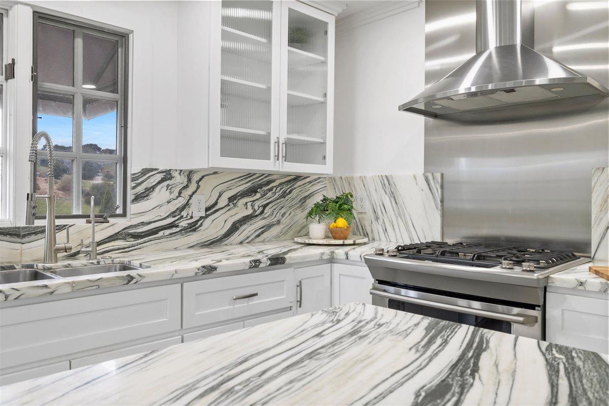 350 Merrill Road San Juan Bautista, CA 95045 - Photo 12 of 45