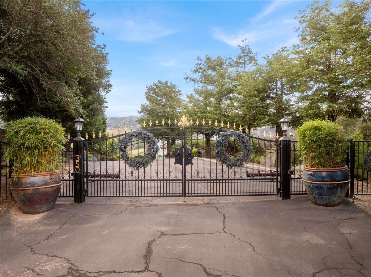 350 Merrill Road San Juan Bautista, CA 95045 - Photo 2 of 45