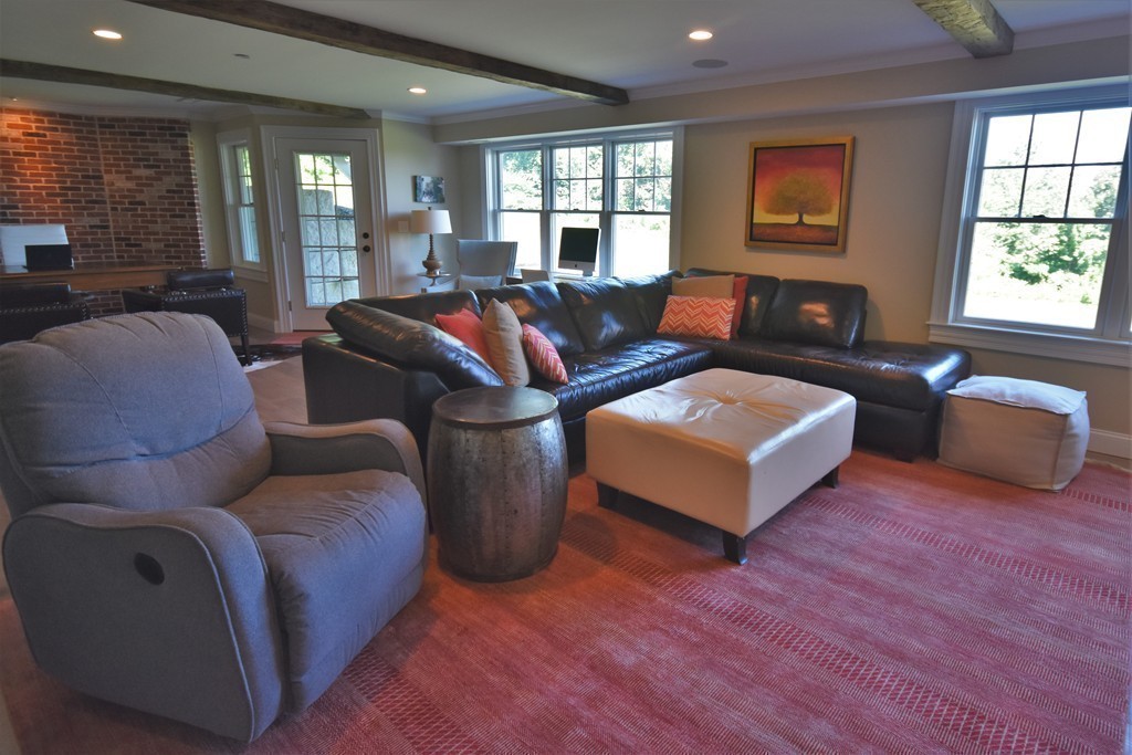 6 Atlantic View, Unit 6 Amesbury, MA 01913 - Photo 31 of 42 a living room with furniture and windows