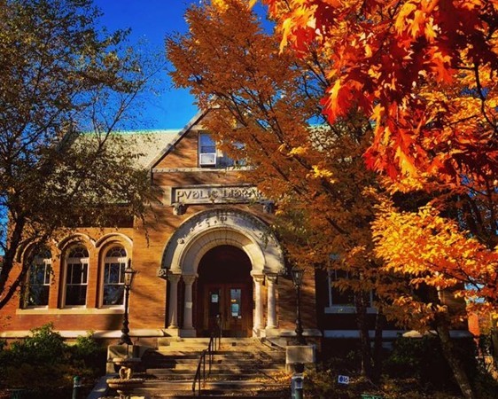 6 Atlantic View, Unit 6 Amesbury, MA 01913 - Photo 40 of 42 a view of a house with large trees