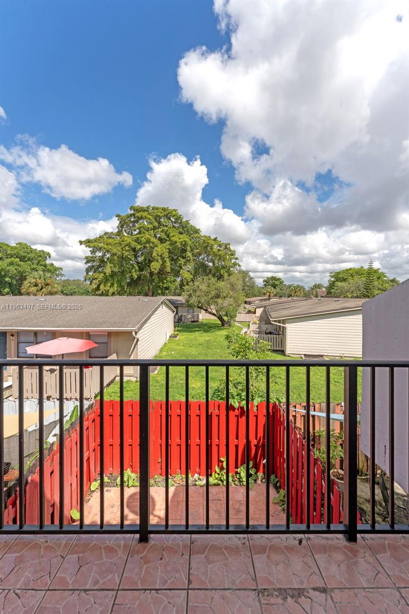 15430 Southwest 74th Cir Court Miami, FL 33193 - Photo 25 of 38 a view of city from a balcony