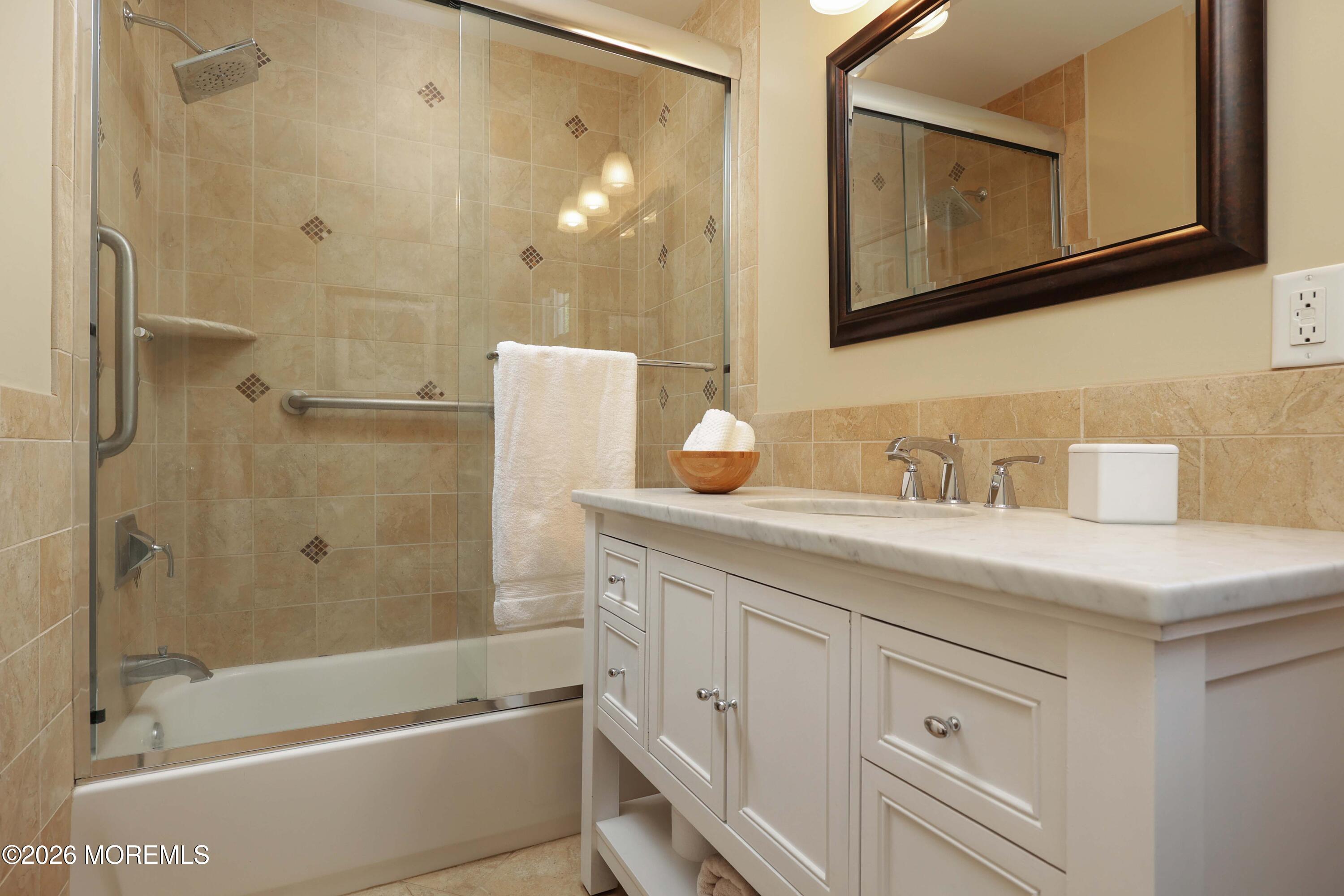 61 Woodhollow Road Colts Neck, NJ 07722 - Photo 19 of 34 758A3950