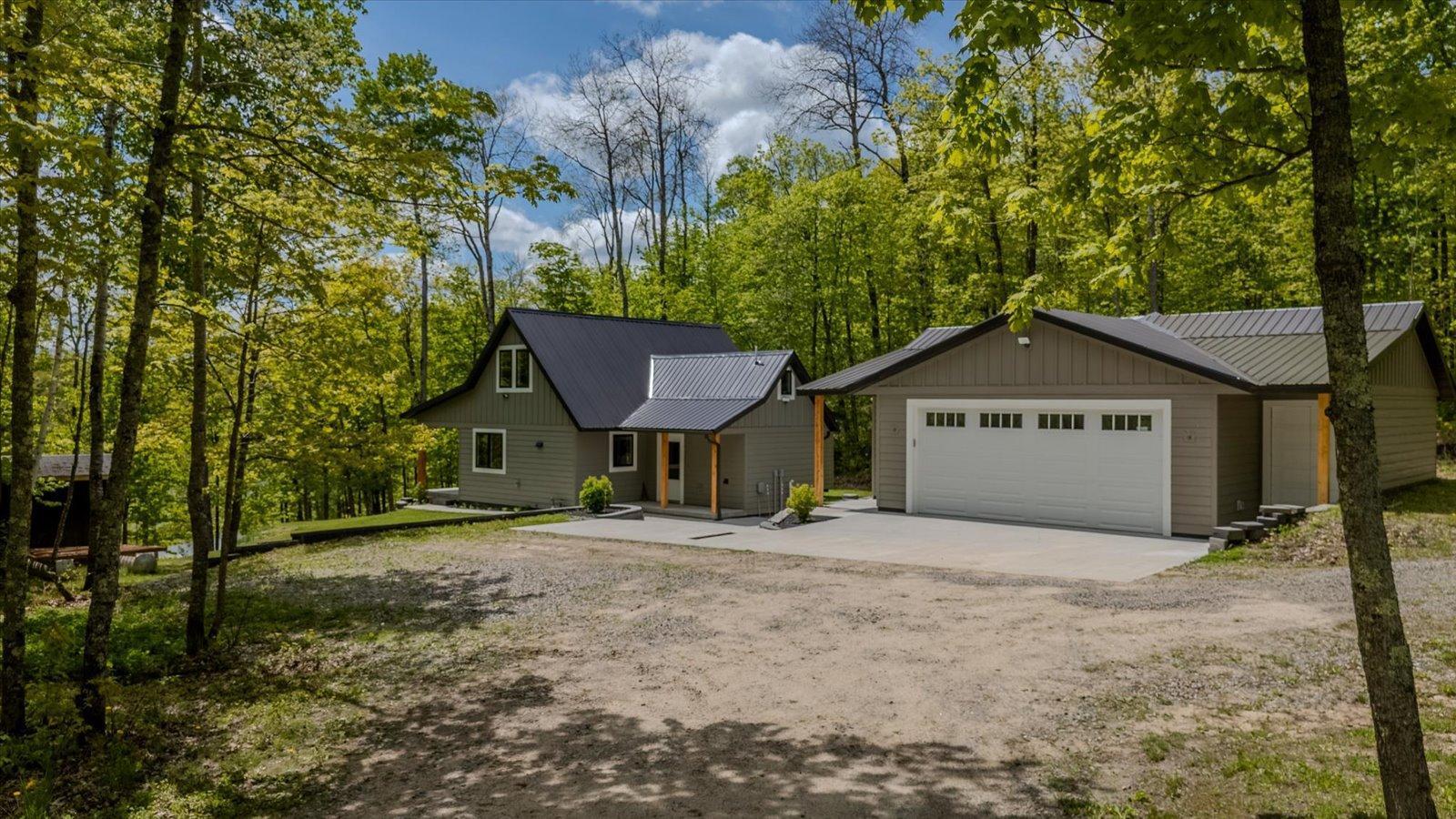 17585 South Crystal Springs Road Grand Rapids, MN 55744 - Photo 1 of 34