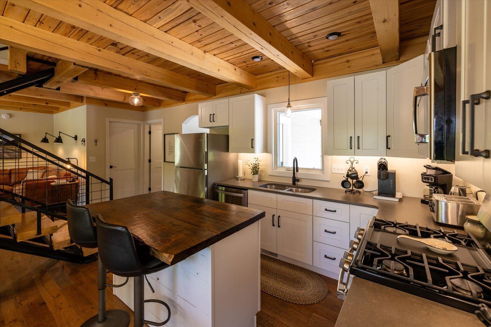 17585 South Crystal Springs Road Grand Rapids, MN 55744 - Photo 7 of 34