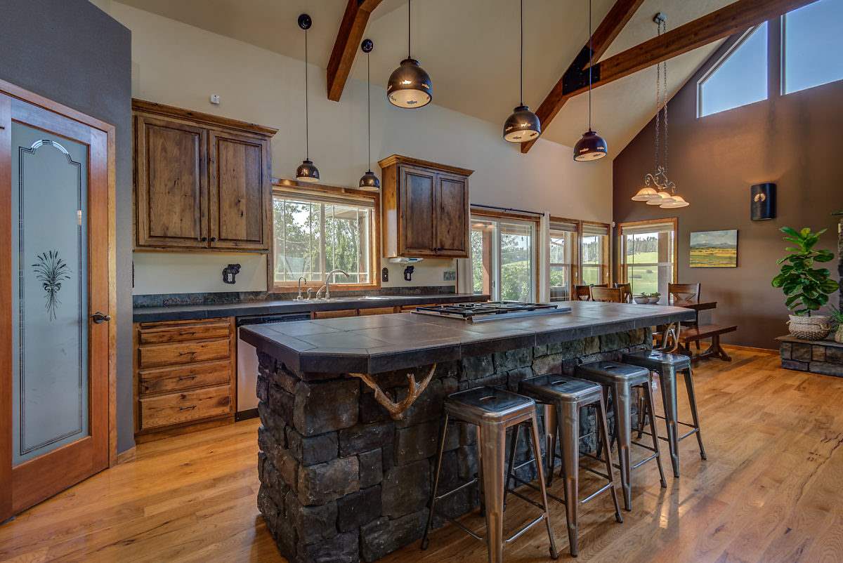 11403 East Burnett Road Mead, WA 99021 - Photo 5 of 20