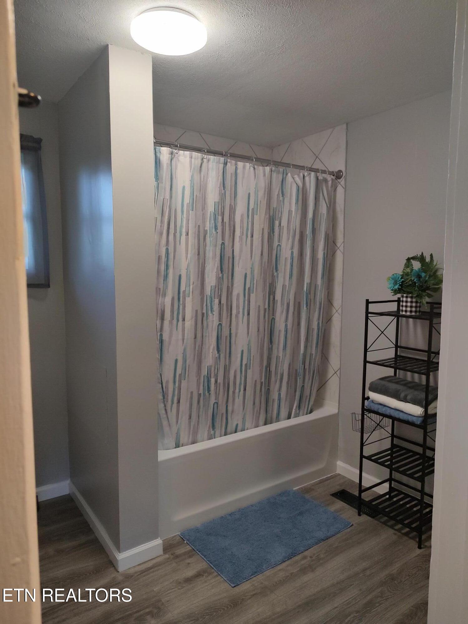 414 Hen Valley Road Oliver Springs, TN 37840 - Photo 10 of 23 IMG_20251016_172247073_HDR