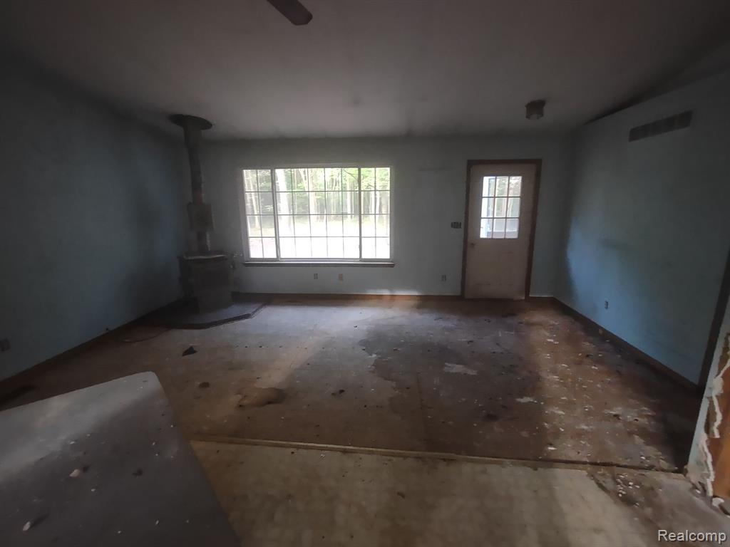 15056 South Duffield Road Byron, MI 48418 - Photo 7 of 23