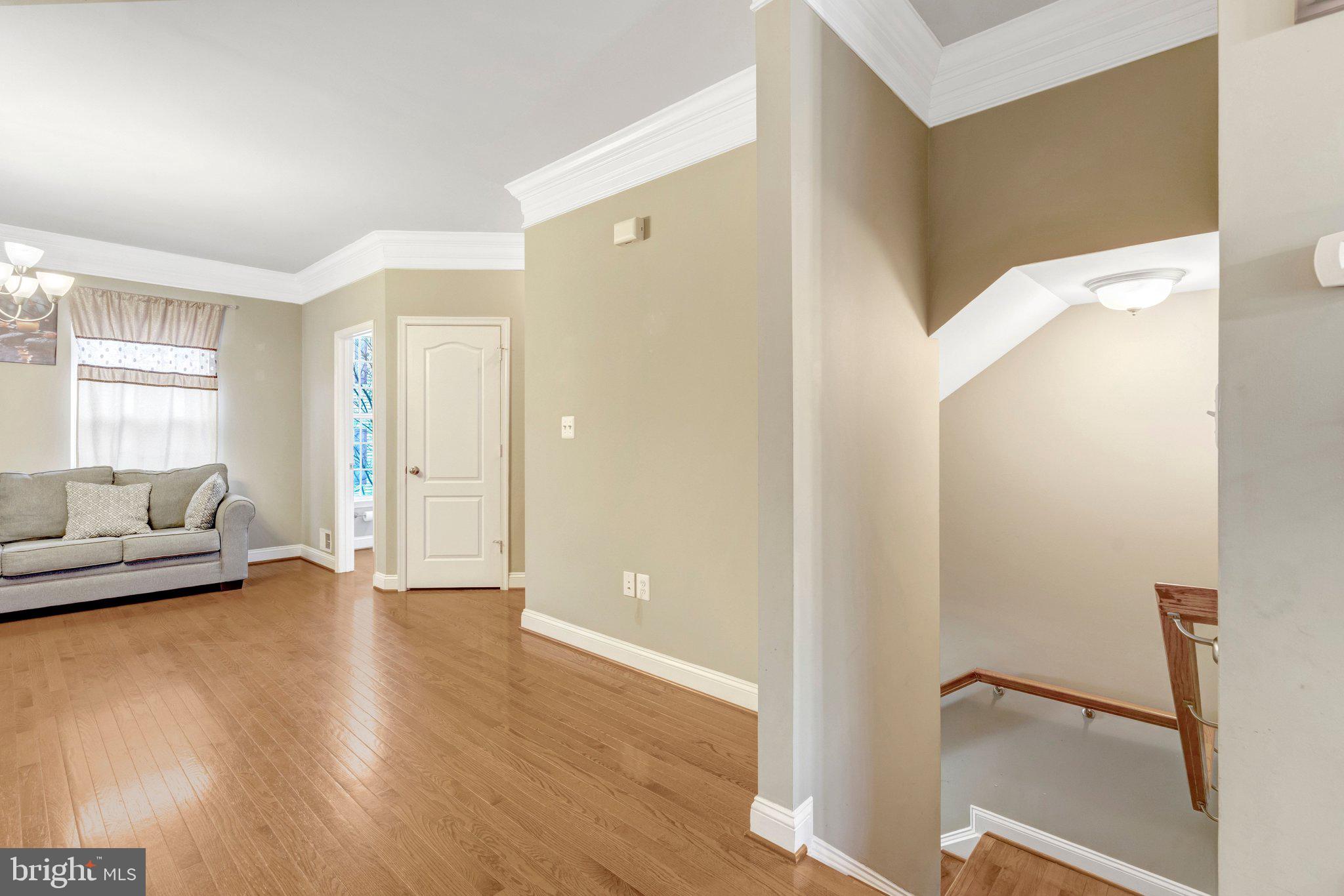 4302 Potomac Highlands Circle Triangle, VA 22172 - Photo 34 of 43 Inviting entryway with warm tones.