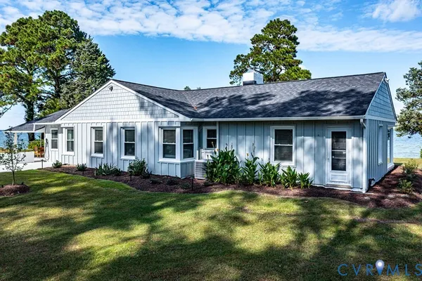 $1,295,000 | 560 Eubank Landing Road, Topping, VA 23169