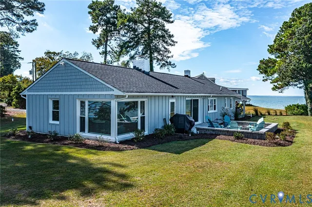 $1,350,000 | 560 Eubank Landing Road, Topping, VA 23169