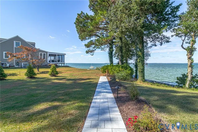 $1,350,000 | 560 Eubank Landing Road, Topping, VA 23169