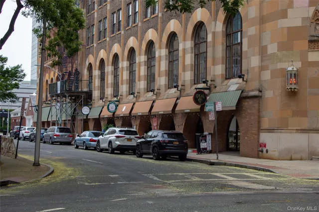 a car parked in front of a building
