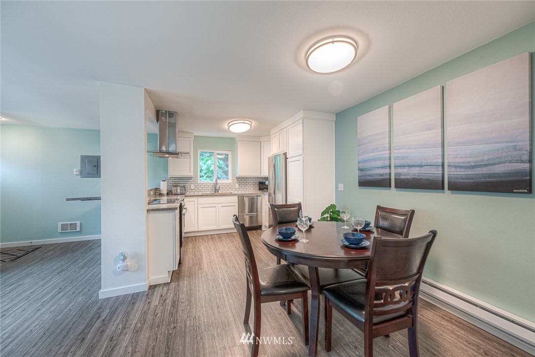 424 214th Street Southwest, Unit 24D Bothell, WA 98021 - Photo 8 of 19
