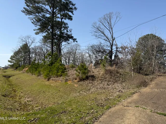 $450,000 | 5204 Highway 80, Pearl, MS 39208