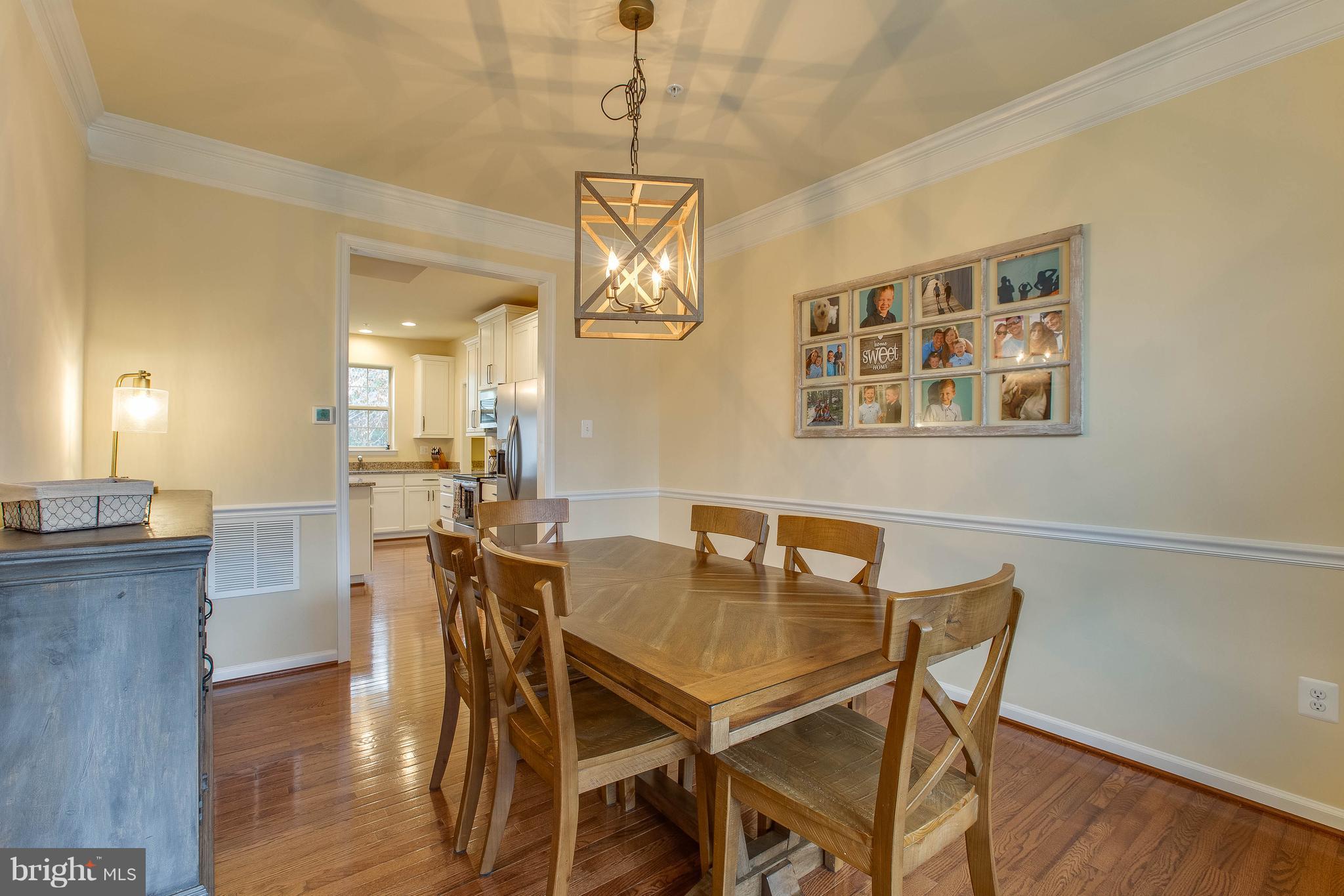 7131 Masters Road New Market, MD 21774 - Photo 5 of 44 Space for a large dining table and hutch