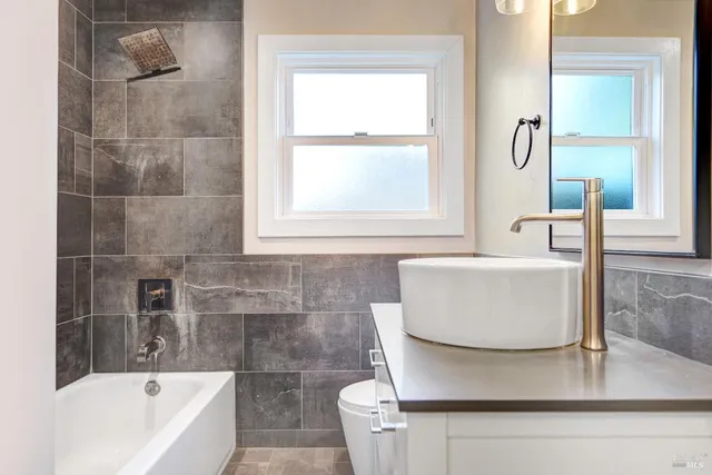 $998,000 | 377 West Spain Street, Sonoma, CA 95476