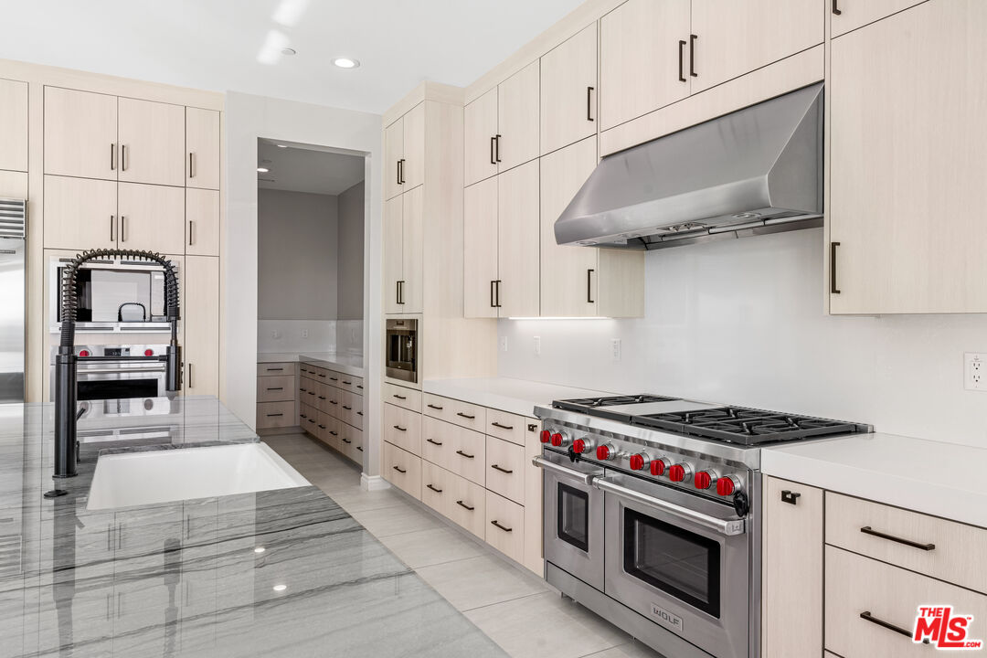 11730 North Primrose Court Porter Ranch, CA 91326 - Photo 17 of 60