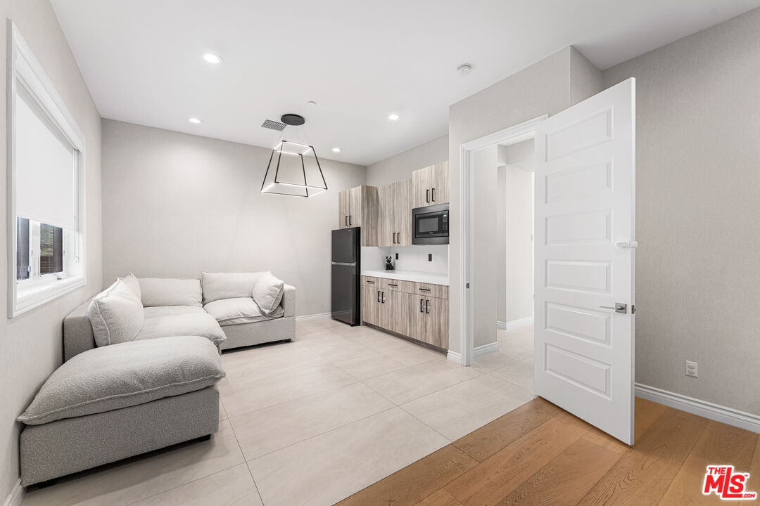 11730 North Primrose Court Porter Ranch, CA 91326 - Photo 22 of 60