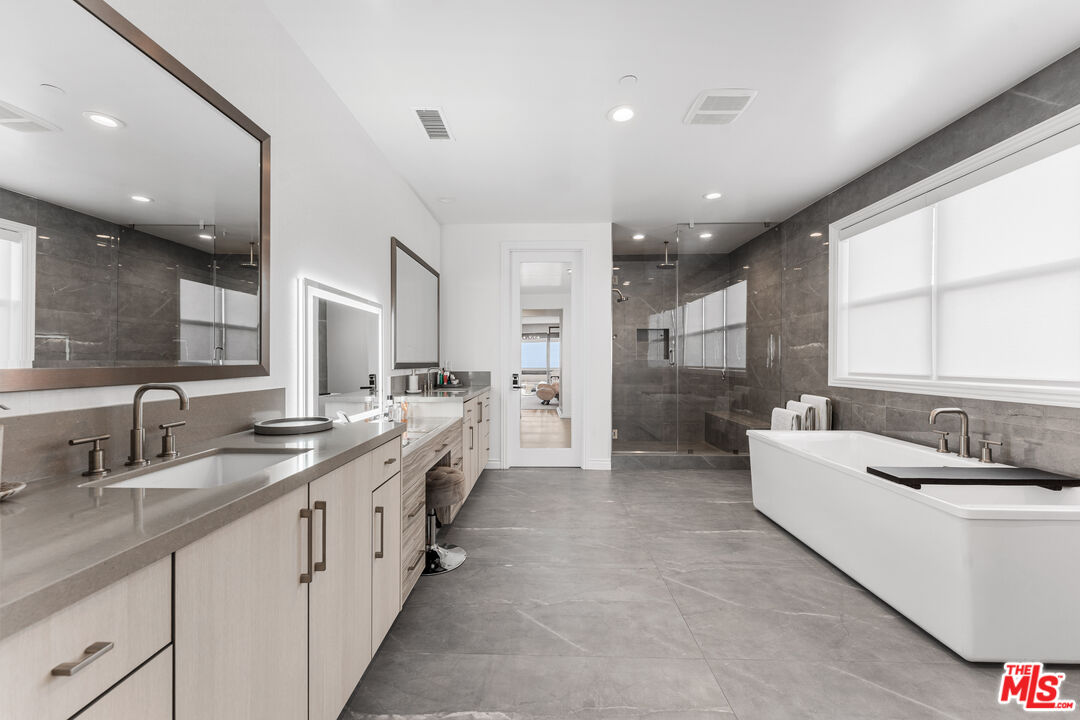 11730 North Primrose Court Porter Ranch, CA 91326 - Photo 32 of 60