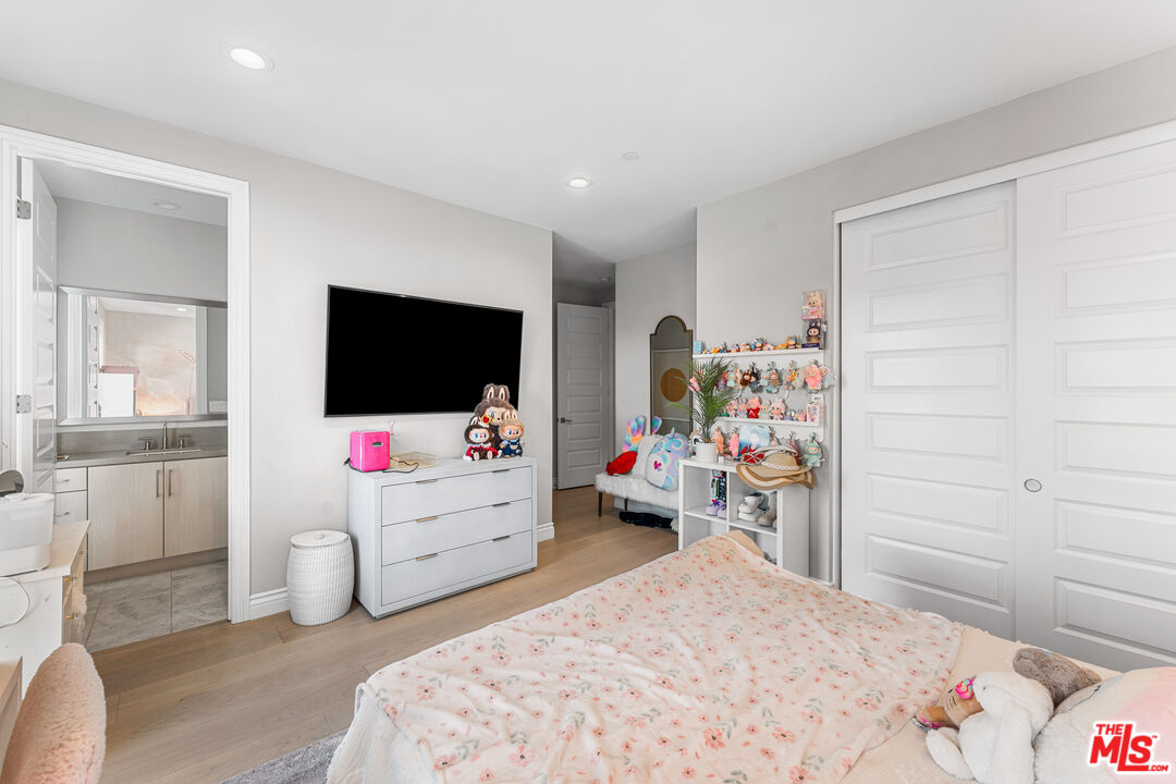 11730 North Primrose Court Porter Ranch, CA 91326 - Photo 34 of 60