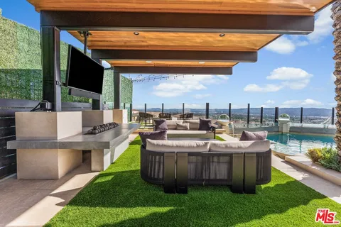 $4,500,000 | 11730 North Primrose Court, Porter Ranch, CA 91326