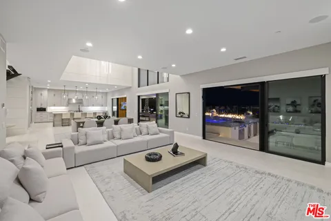 $4,500,000 | 11730 North Primrose Court, Porter Ranch, CA 91326