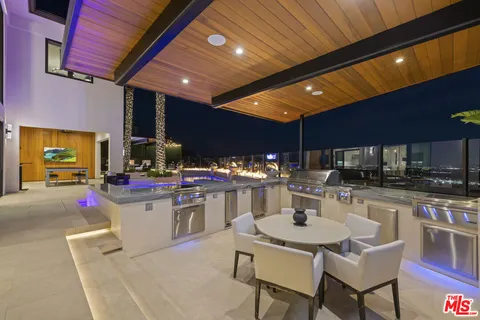 $4,500,000 | 11730 North Primrose Court, Porter Ranch, CA 91326