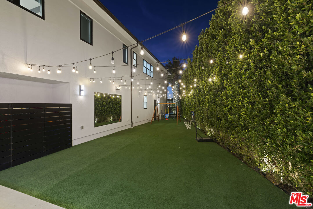 11730 North Primrose Court Porter Ranch, CA 91326 - Photo 58 of 60