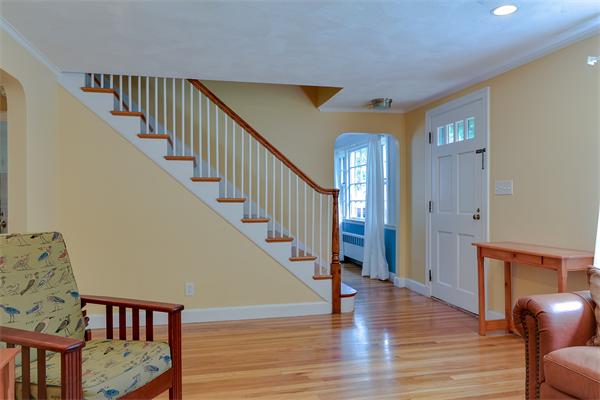 158 Richdale Road Needham, MA 02494 - Photo 4 of 18