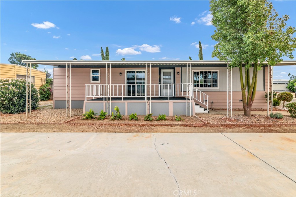 5001 West Florida Avenue, Unit 22 Hemet, CA 92545 - Photo 35 of 44