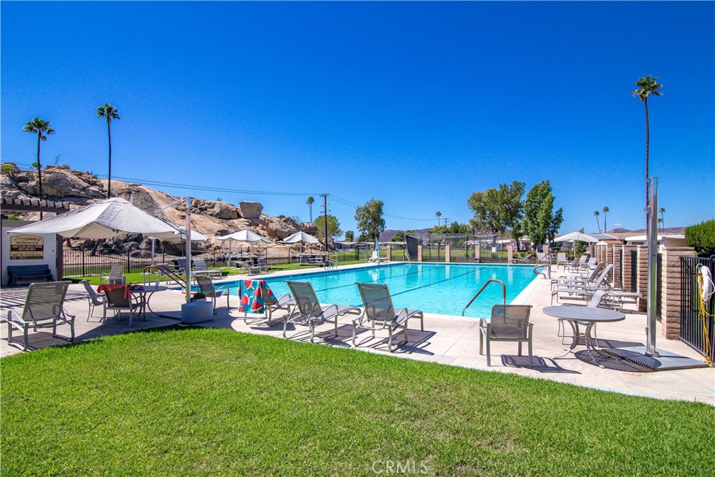 5001 West Florida Avenue, Unit 22 Hemet, CA 92545 - Photo 39 of 44