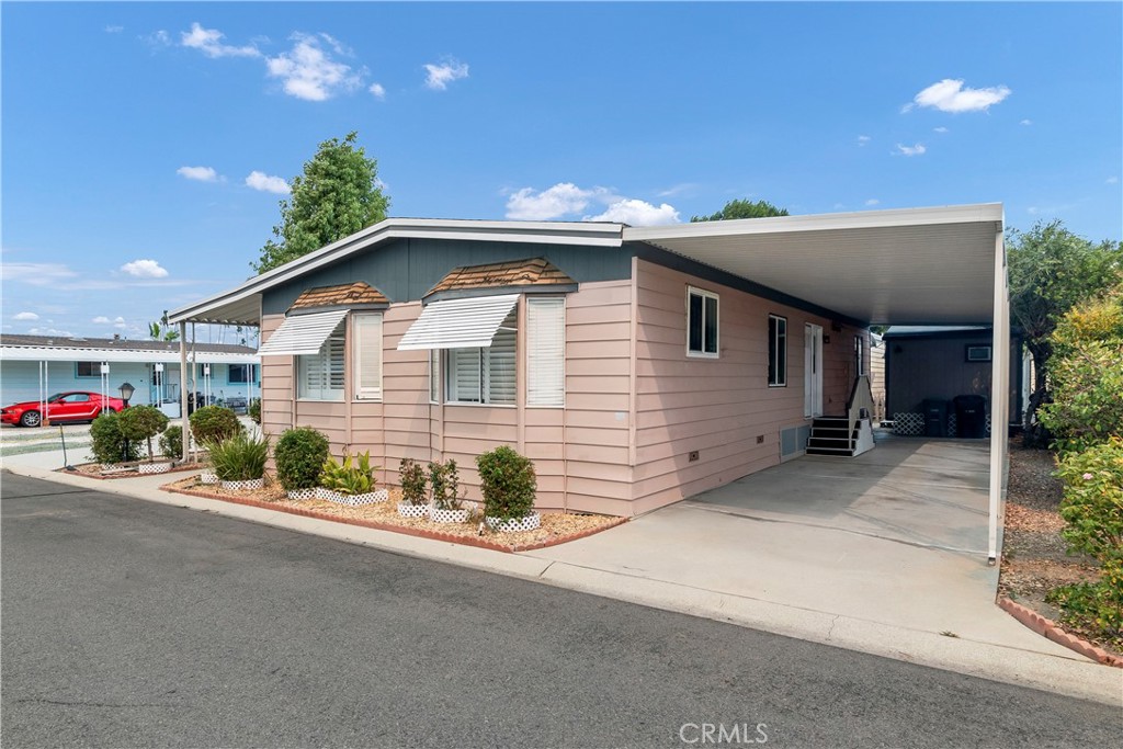 5001 West Florida Avenue, Unit 22 Hemet, CA 92545 - Photo 5 of 44