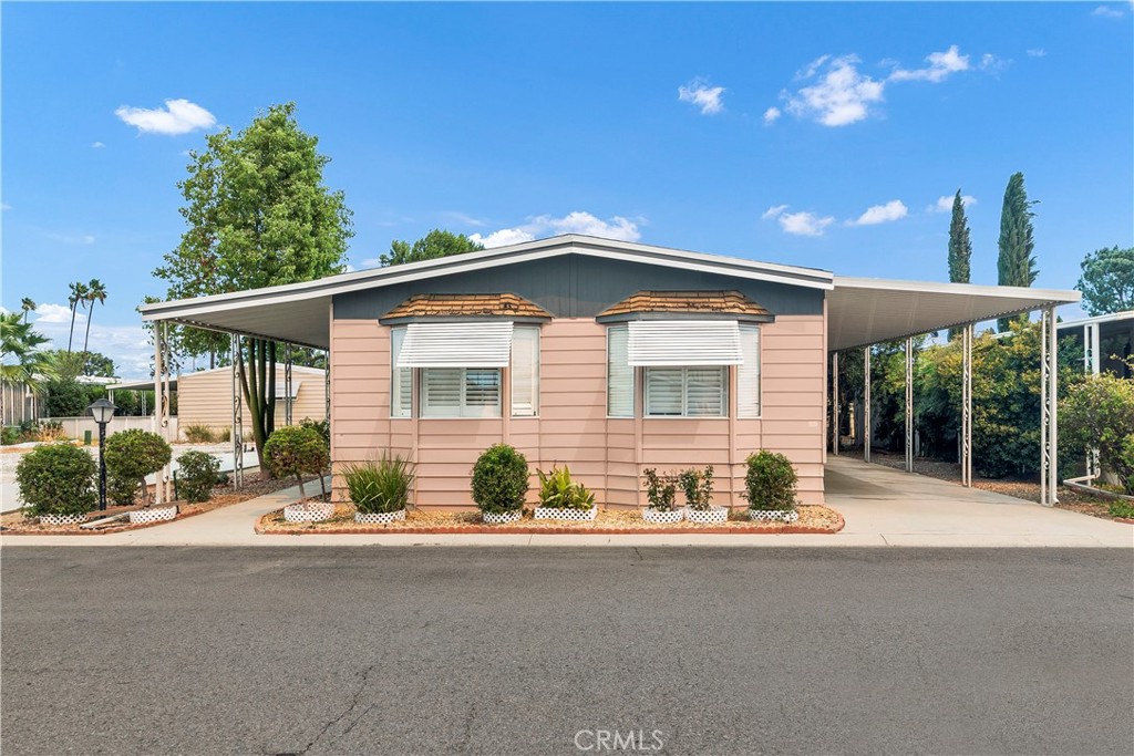 5001 West Florida Avenue, Unit 22 Hemet, CA 92545 - Photo 6 of 44