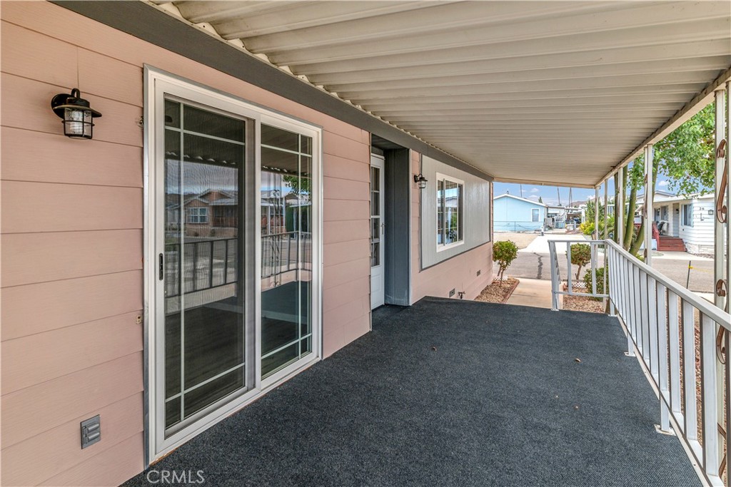 5001 West Florida Avenue, Unit 22 Hemet, CA 92545 - Photo 9 of 44