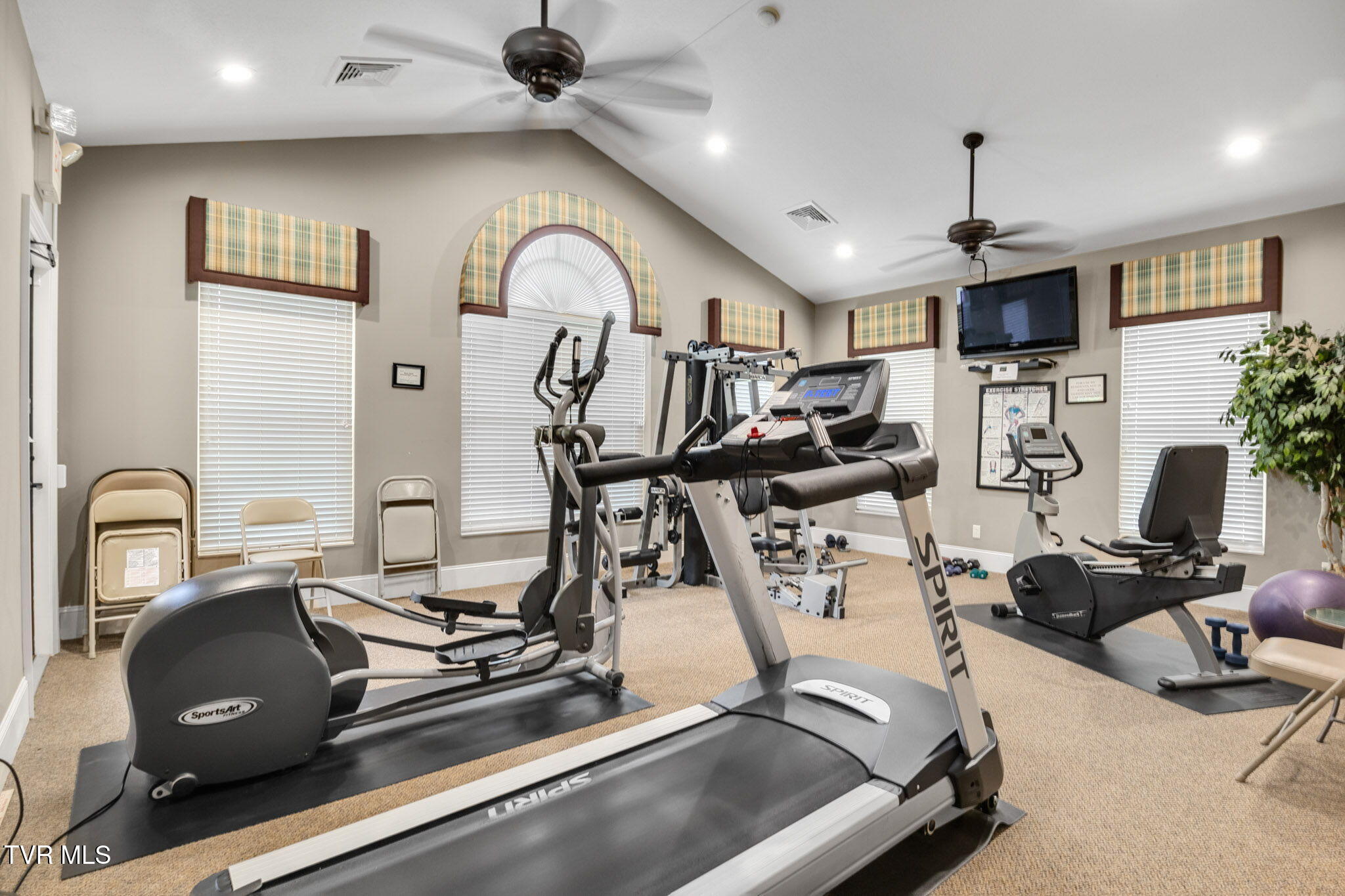 1294 Hatterdale Farm Road Blountville, TN 37617 - Photo 28 of 44 27