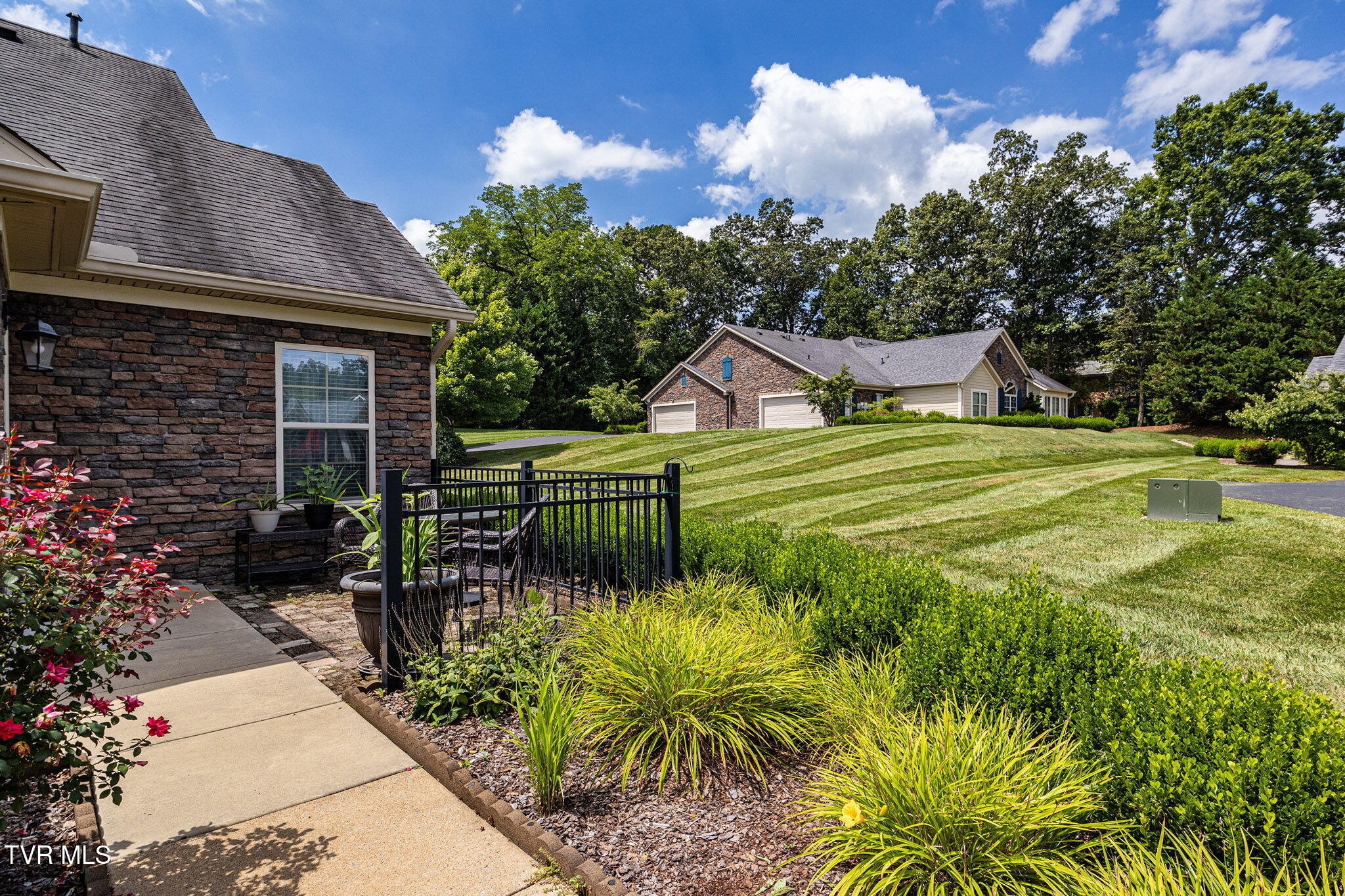 1294 Hatterdale Farm Road Blountville, TN 37617 - Photo 3 of 44 3