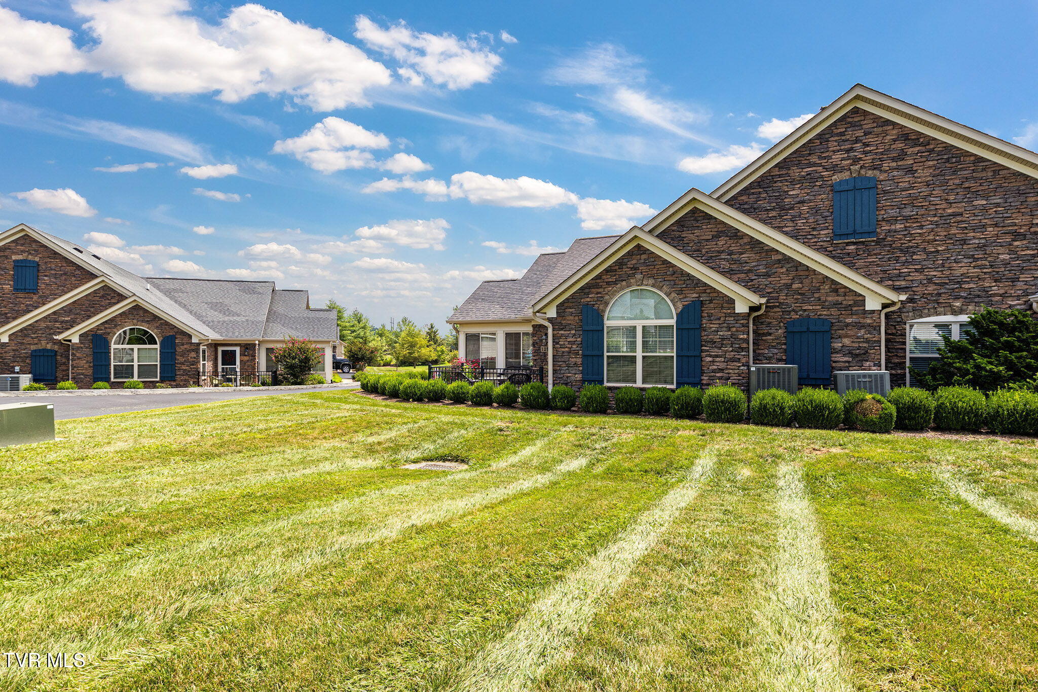 1294 Hatterdale Farm Road Blountville, TN 37617 - Photo 35 of 44 33