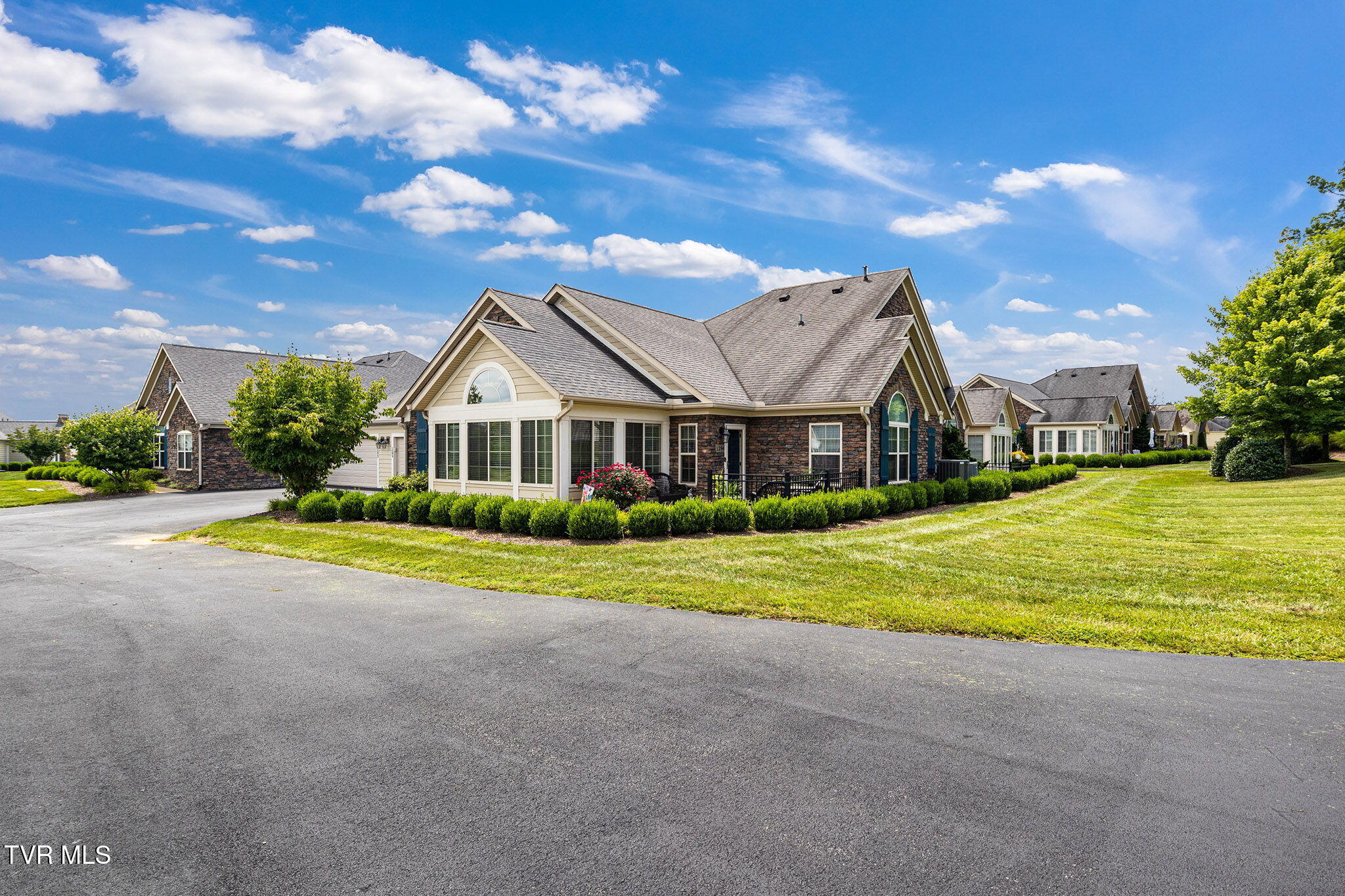 1294 Hatterdale Farm Road Blountville, TN 37617 - Photo 38 of 44 36