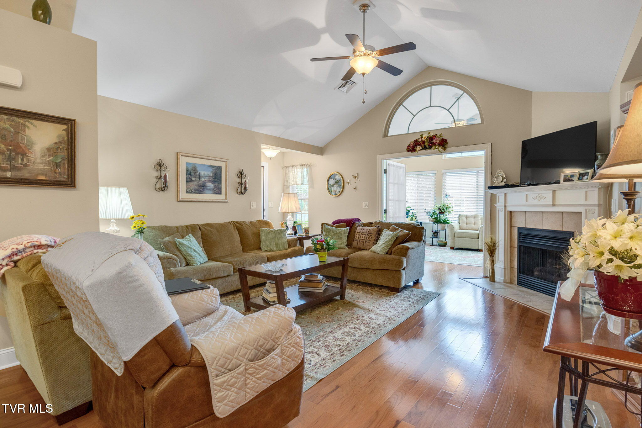 1294 Hatterdale Farm Road Blountville, TN 37617 - Photo 5 of 44 5