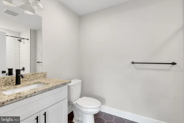 $1,795 | 1924 North Front Street, Unit 302, Philadelphia, PA 19122