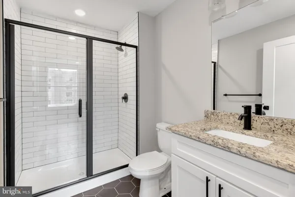 $1,795 | 1924 North Front Street, Unit 302, Philadelphia, PA 19122