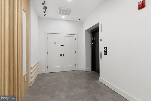 $1,795 | 1924 North Front Street, Unit 302, Philadelphia, PA 19122