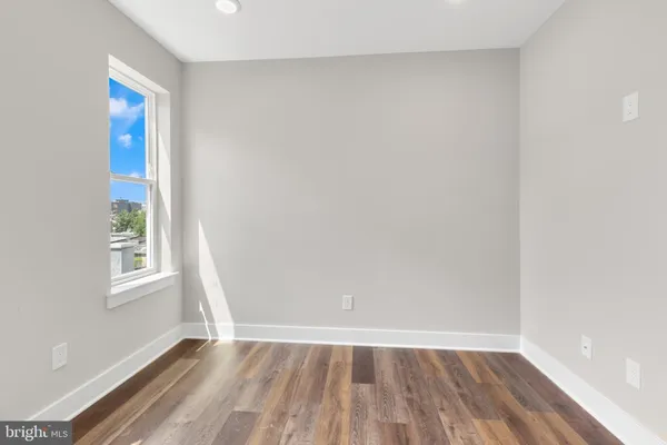 $1,795 | 1924 North Front Street, Unit 302, Philadelphia, PA 19122